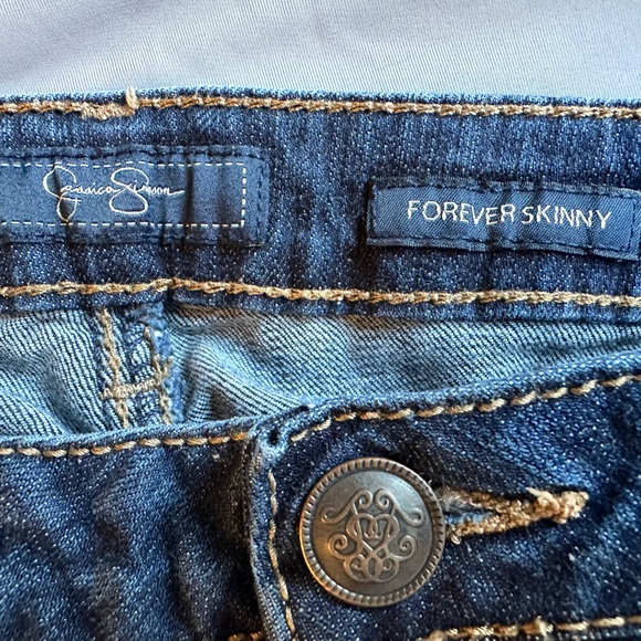 Jessica Simpson ForeverSkinny jeans - Picture 3 of 5